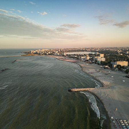 Riva Mamaia Beach Aparthotel エクステリア 写真