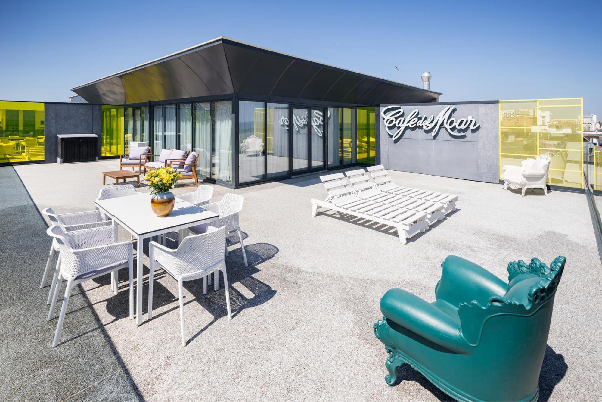 Riva Mamaia Beach Aparthotel エクステリア 写真