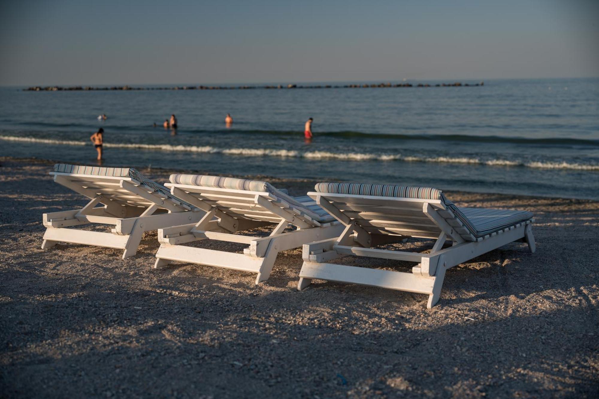 Riva Mamaia Beach Aparthotel エクステリア 写真